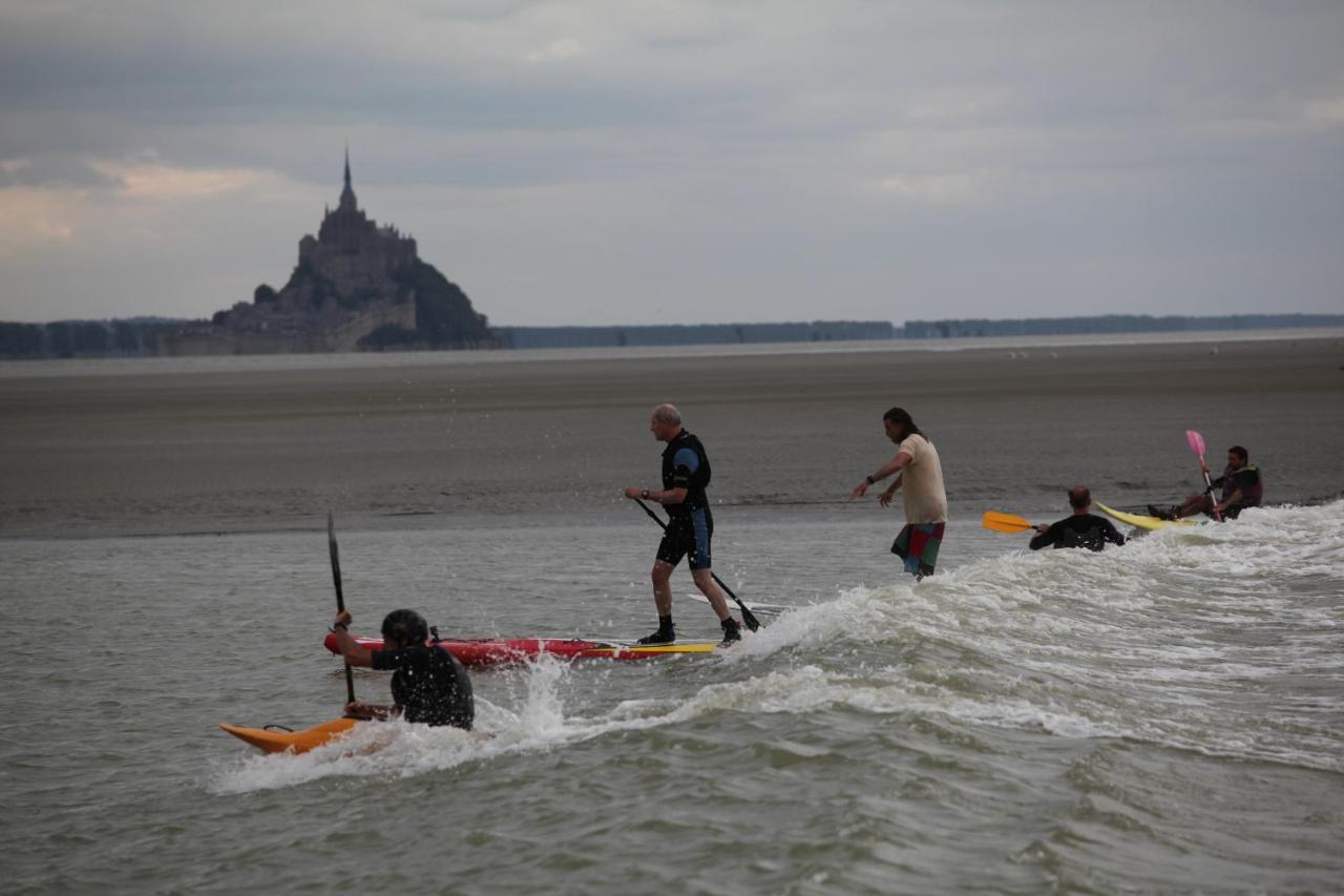 Charmante Maison De Pecheur En Baie Du Mont Saint Michel Genêts Exterior foto